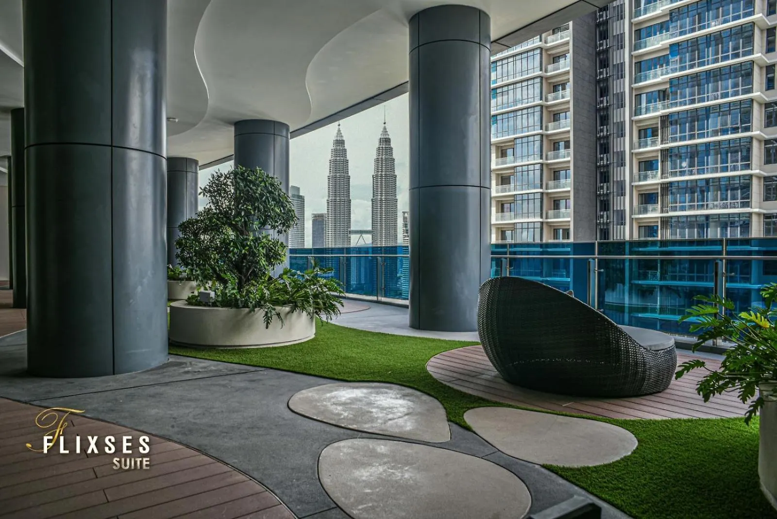 Eaton Residence Klcc By Flixses Kuala Lumpur 0*,